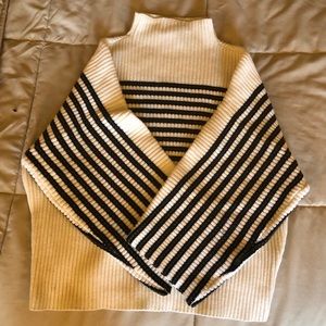 Turtle neck sweater